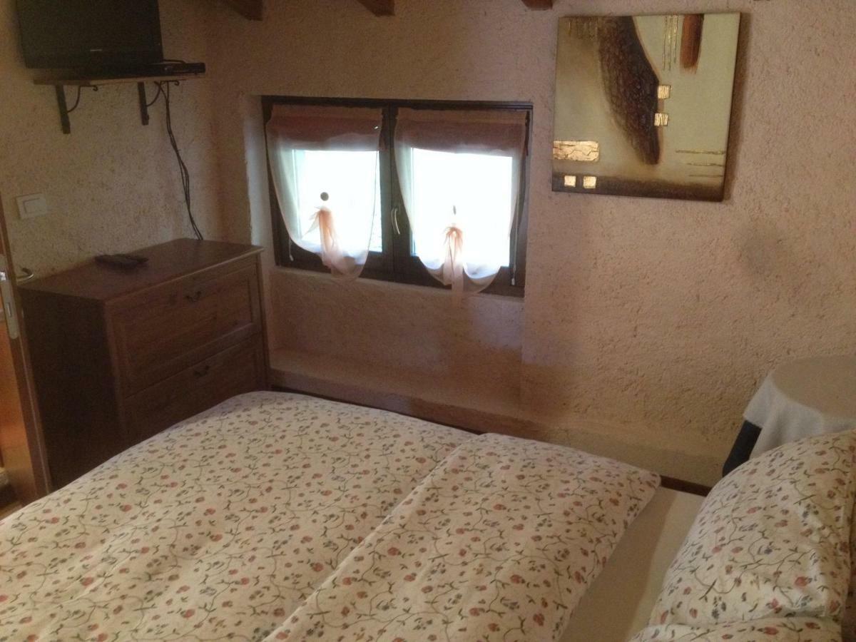 La Tana Del Ghiro Bed & Breakfast Порто Валтраваля Екстериор снимка